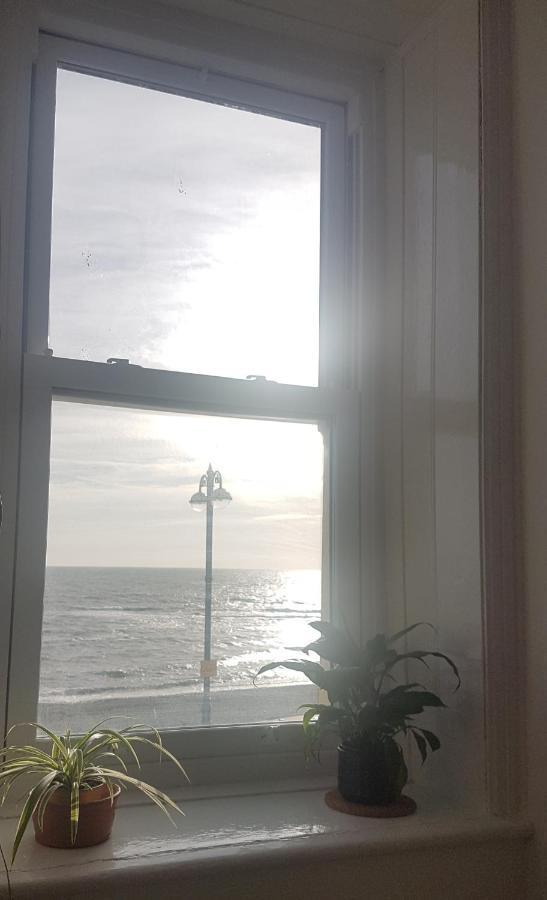 Lovely Seafront 2 Bed Flat In آبيريستويث المظهر الخارجي الصورة