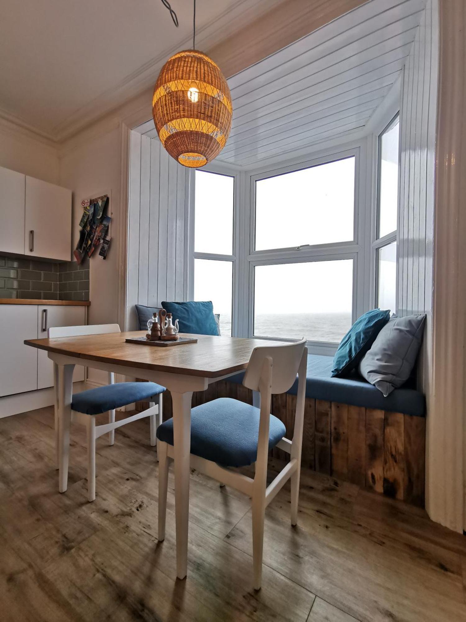 Lovely Seafront 2 Bed Flat In آبيريستويث المظهر الخارجي الصورة